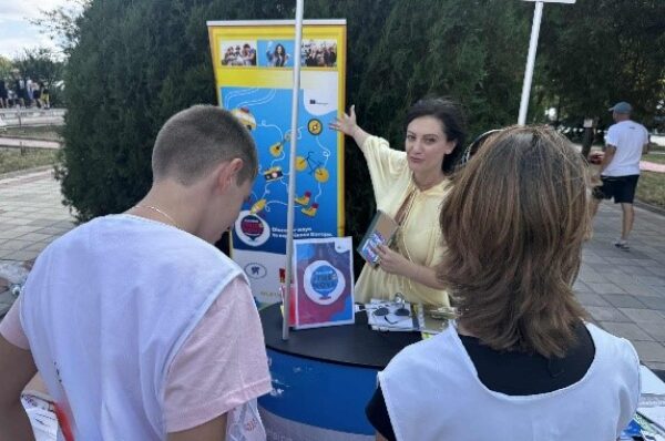 ЯТПП С ИНФОРМАЦИОНЕН ЩАНД НА МЕЖДУНАРОДЕН МЛАДЕЖКИ ФЕСТИВАЛ „ТУНДЖА – ТВОРЧЕСТВО И ИНОВАЦИИ“